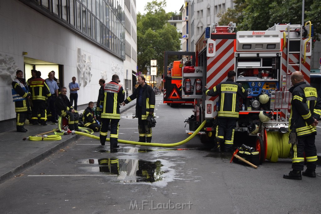 Feuer 2 WDR Koeln Altstadt Nord An der Rechtschule P093.JPG - Miklos Laubert